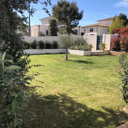 Magnifique Dans Un Quartier Calme Βίλα Νιμ